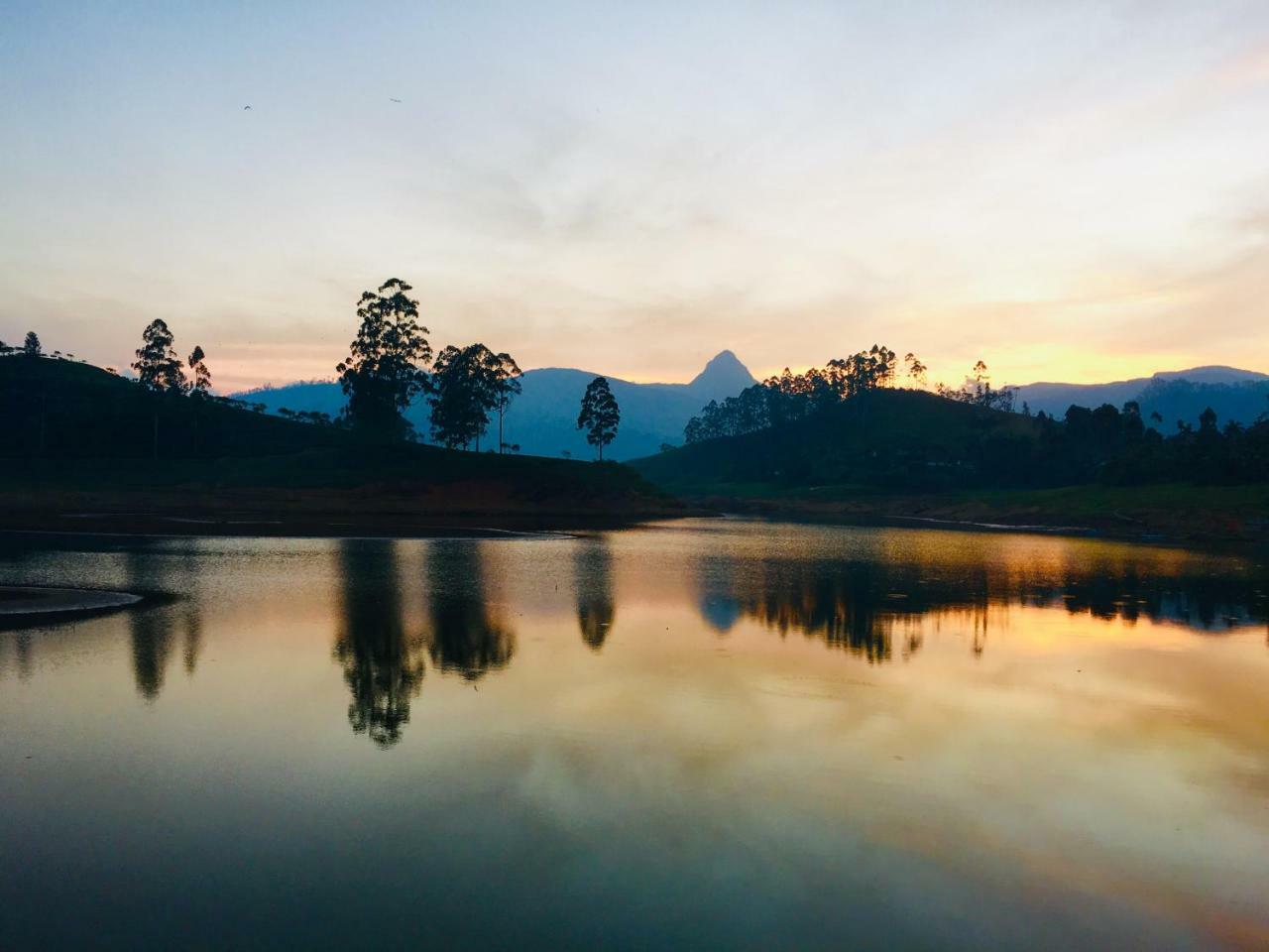 Butterfly Mountain Lake Side Hotel Maskeliya Exterior photo